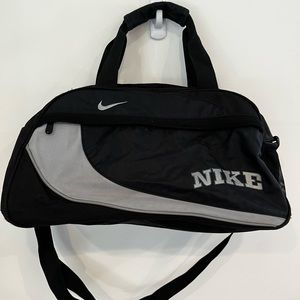 Vintage Nike Small Duffle Bag w/ Shoulder Strap